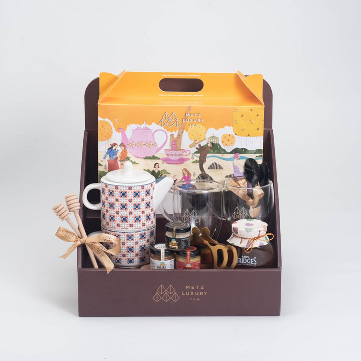Jacky in the Afternoon at The Tea Garden Teapot-in-one Hamper Gift Box Set