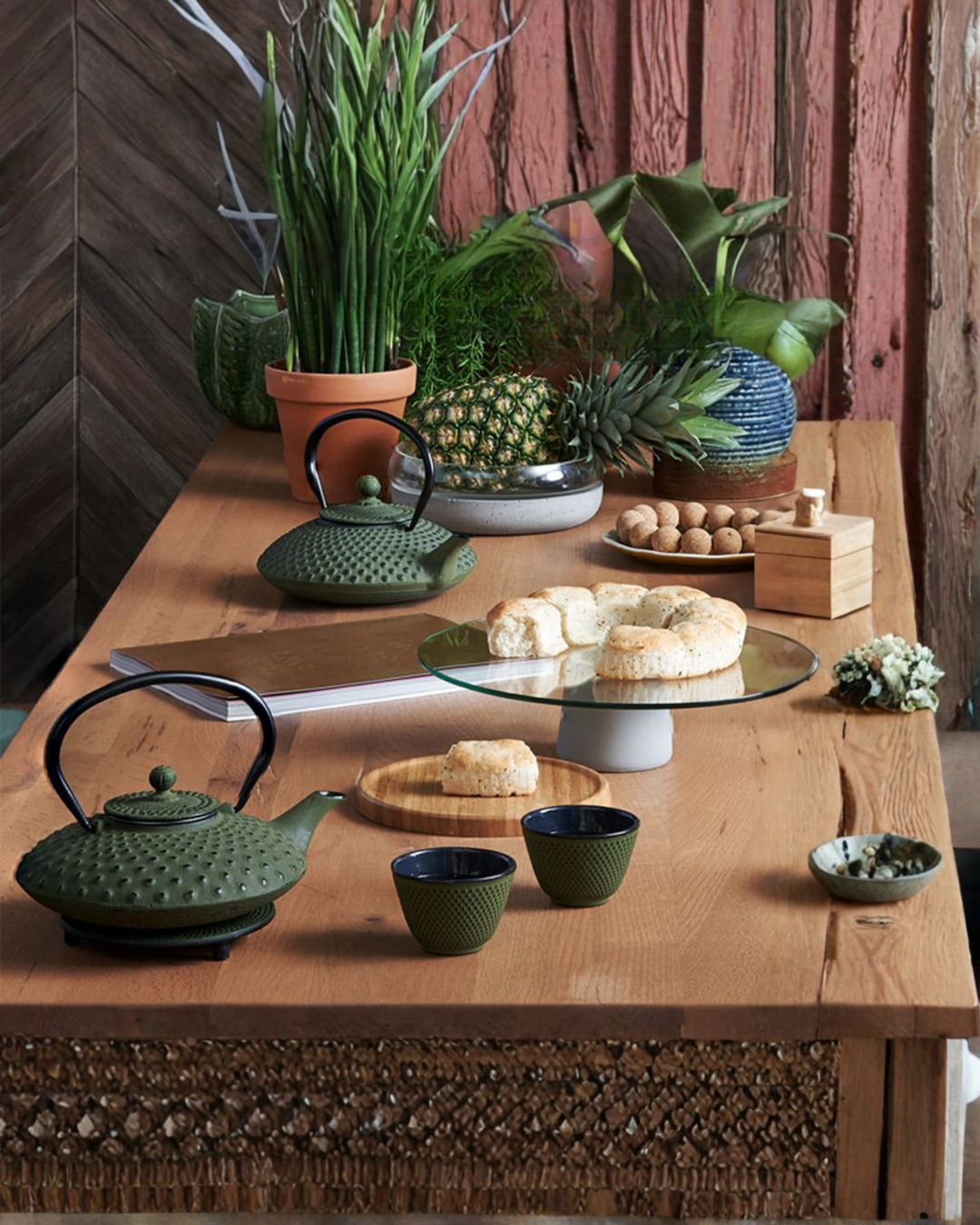 CastIronteapot_Green